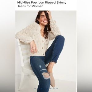 Mid rise pop icon ripped skinny jeans